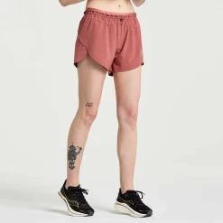 Saucony Dames Pinnacle 2.5" Short Apple Butter|Dames Tights En Shorts