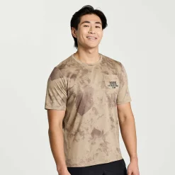 Saucony Heren Explorer Short Sleeve Pewter Tie-Dye Print|Heren Tops